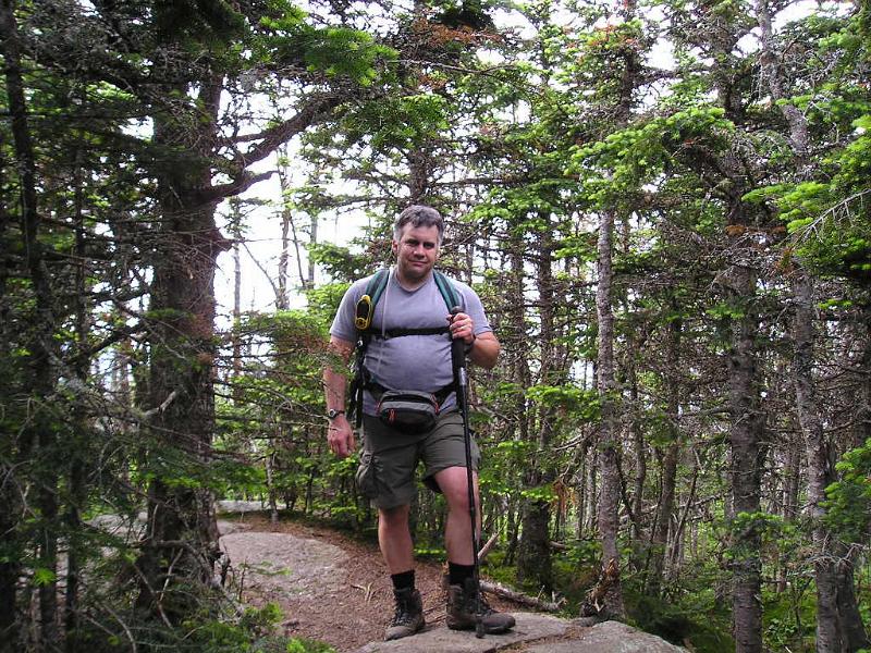 CarterDome (36).JPG - From Carter Dome we returned via the bypass trail to Zeta Pass. After a quick break we hiked over to South Carter. The trail to the summit was steeper than I remember it. The summit sigh was gone, but a small cairn marked the top. I finally got my picture on the South Carter summit.